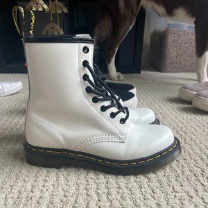 Dr Marten 1460 VINTAGE MADE IN ENGLAND LACE UP BOOTS